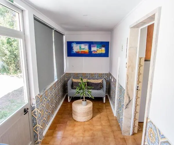 Carvalhos House * Σίντρα